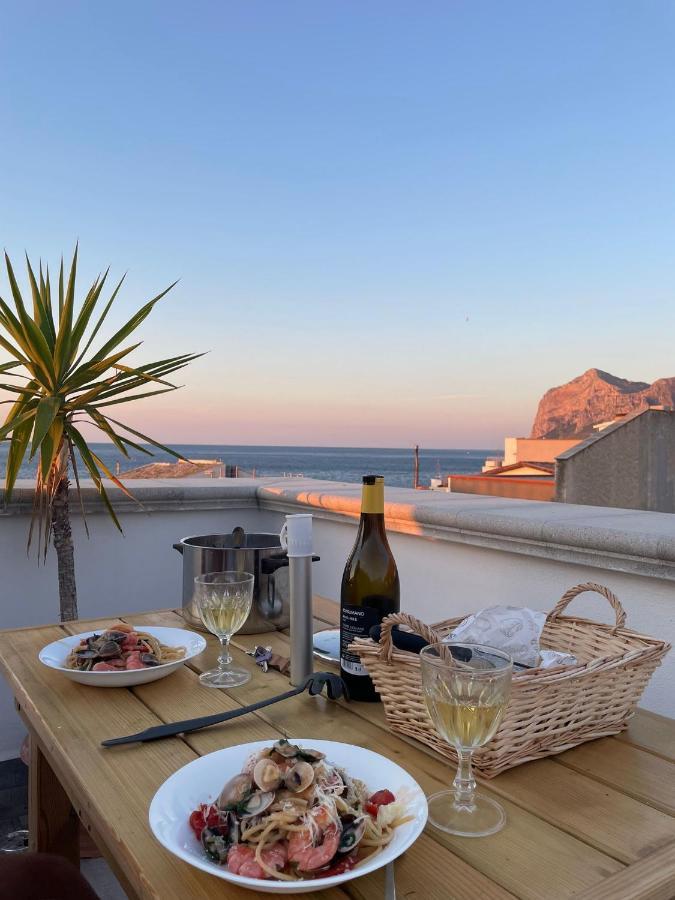 Home Holiday Sicilyイーゾラ・デッレ・フェンミネ エクステリア 写真