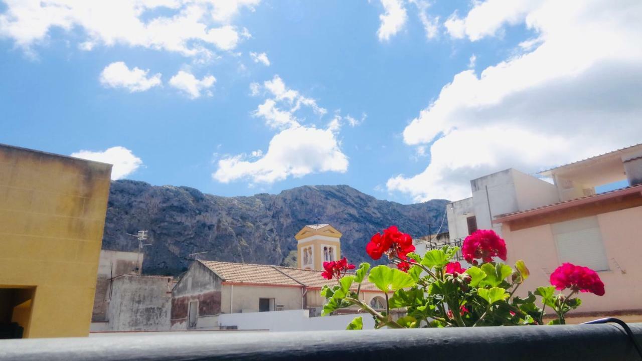 Home Holiday Sicilyイーゾラ・デッレ・フェンミネ エクステリア 写真
